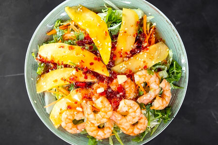 Ном Суай Том