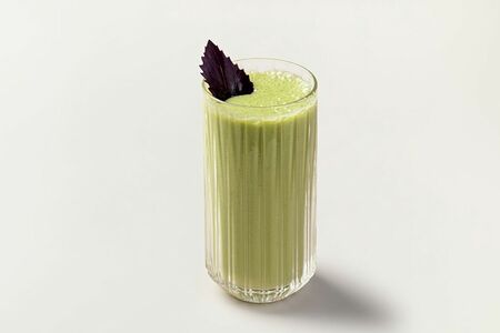 Ананас и базилик