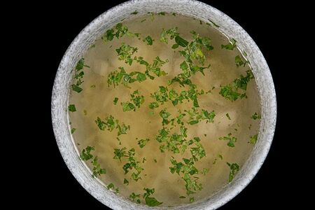 Супчик на курином бульоне с макарошками