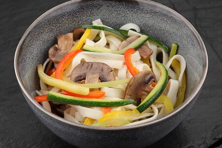 Удон с овощами