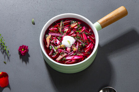 Холодный свекольник с тамбовским окороком