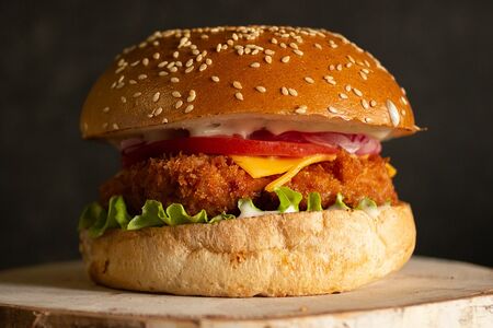 Чикен Бургер