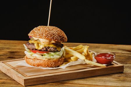 Бургер с говядиной