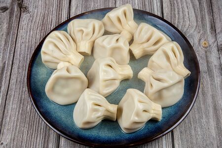 Хинкали со свининой и говядиной