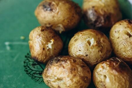 Картофель на мангале