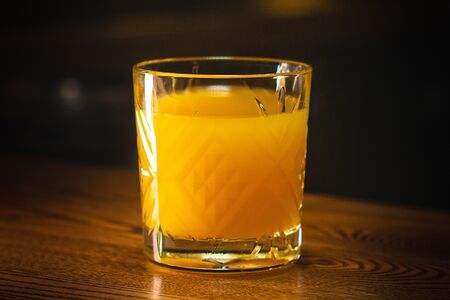 Свежевыжатый апельсиновый сок