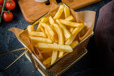 35. Картофель фри