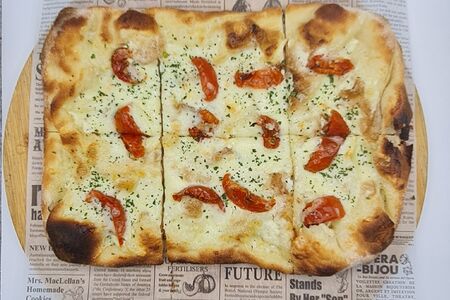 Пицца Римская чесночная