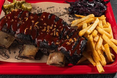 Говяжьи рёбра