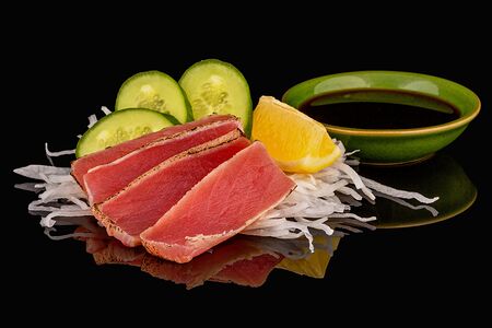 Туна татаки сашими