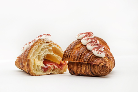 Круассан ванильный с кремом