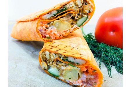 Шаурма в сырном лаваше