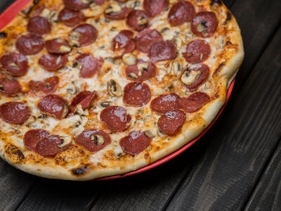 Пепперони с грибами