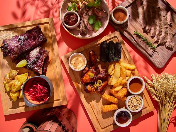 Корова на бочке