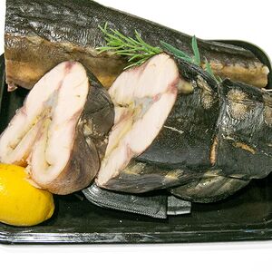 Осетр горячего копчения