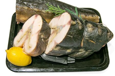 Осетр горячего копчения