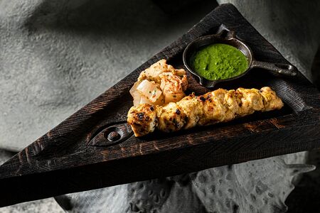 Куриный шашлык в йогурте