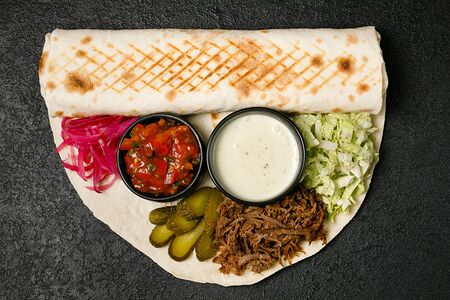 С говядиной