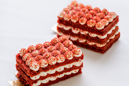 Пирожное Красный бархат