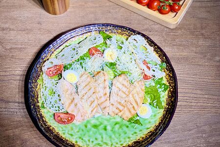 Цезарь с куриным филе