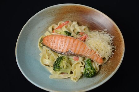 Паста с лососем