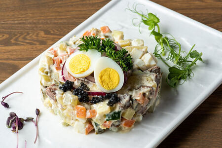 Салат Оливье с говядиной доставка