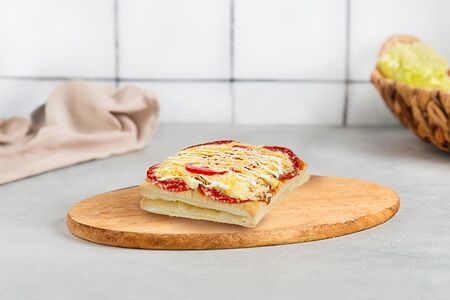 Пиццерин с колбасой