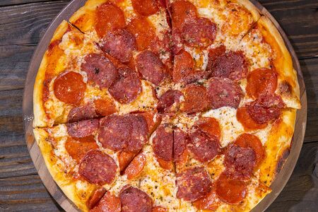 Пицца с пеперони