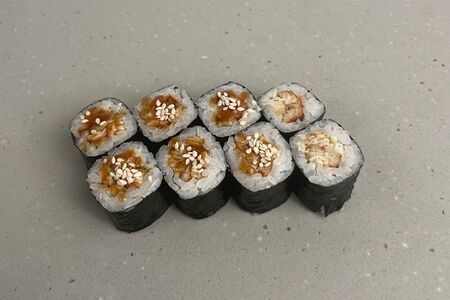 Ролл с угрем