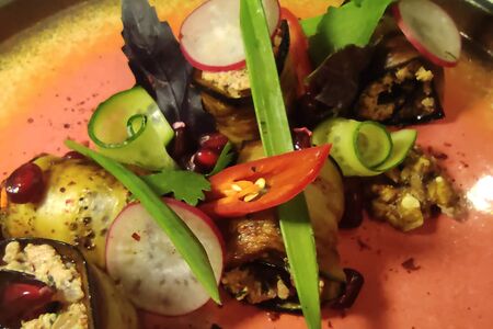 Рулетики из баклажанов