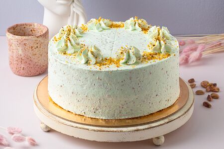 Торт фисташковый