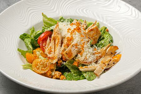 Цезарь с курицей