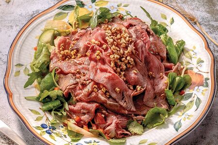 Ростбиф-салат с печеным перцем