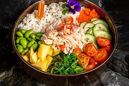 Поке с камчатским крабом