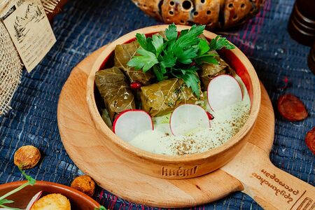 Долма с фаршем из баранины