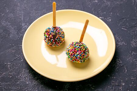 Кейк-попс 2 шт