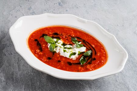 Суп Паппа аль помодоро со страчателлой