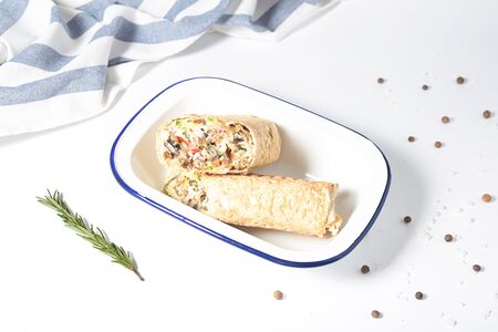 Шаверма с маринованной корюшкой