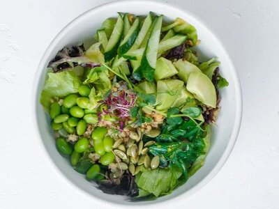 Зелёный поке боул