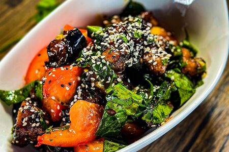 Салат с Хрустящими баклажанами