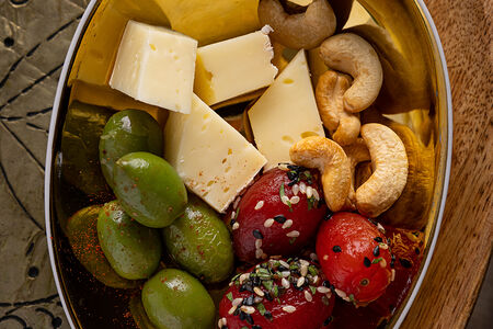 Сет закусок к вину