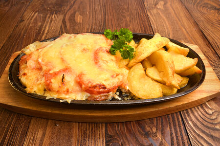 Мясо по-французски