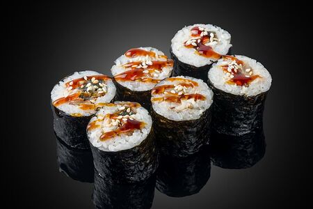 Мини-ролл с угрем 6 шт