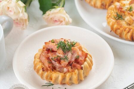 Перепечки с ветчиной 6 шт