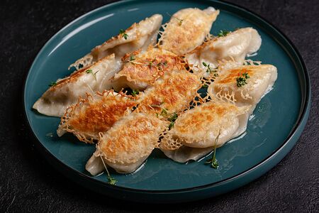 Жареные пельмени с говядиной