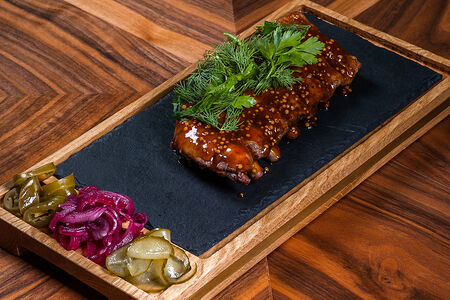 Свиные ребрышки BBQ