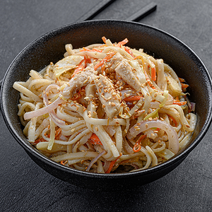 Удон со сливочной курицей