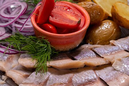 Сельдь с картофелем