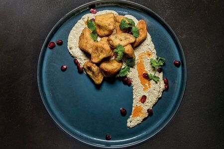 Сациви с хрустящим баклажаном