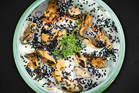 Рис с мидиями